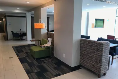 Photo 5 - Holiday Inn Express Hotel & Suites Rochester - Victor by IHG