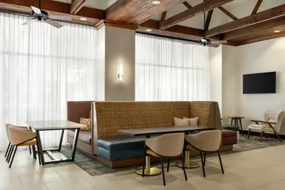 Photo 3 - Hampton Inn & Suites Greenville-Downtown-RiverPlace