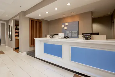 Photo 5 - Holiday Inn Express & Suites Lenoir Cty by IHG