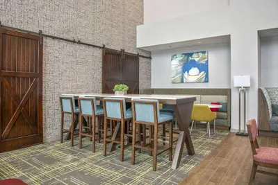Photo 4 - Hampton Inn & Suites-Dallas Allen