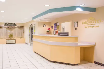 Photo 4 - Microtel Inn & Suites by Wyndham Albertville