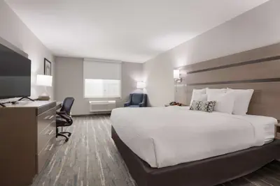 Photo 5 - Best Western NSU Inn