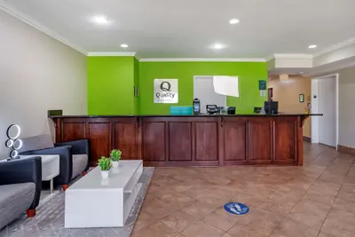Photo 4 - Quality Inn & Suites Demopolis