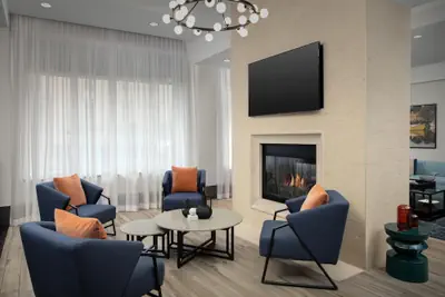 Photo 4 - Hilton Garden Inn Portsmouth Downtown
