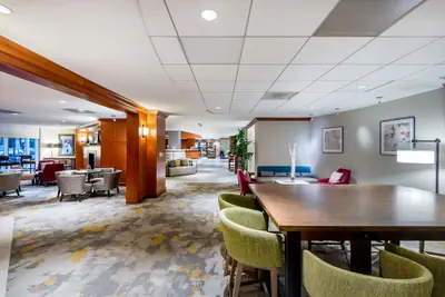 Photo 4 - Hilton Garden Inn Tysons Corner