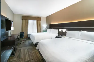 Photo 3 - Holiday Inn Express & Suites Ashland by IHG
