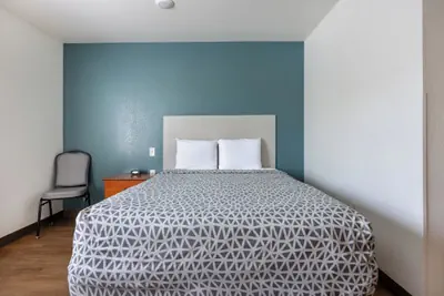 Photo 3 - Woodspring Suites Huntsville Madison