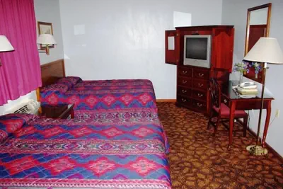 Photo 2 - Blue Spruce Motel