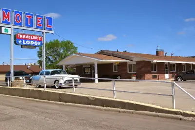 Photo 2 - Travelers Lodge Motel Marshall