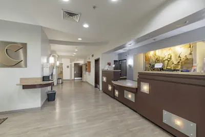 Photo 3 - Comfort Suites Perrysburg - Toledo South