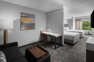 Photo 4 - SpringHill Suites Grand Rapids Airport Southeast