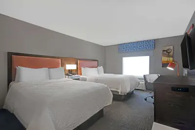 Photo 5 - Hampton Inn Keokuk