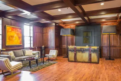 Photo 3 - The Delafield Hotel
