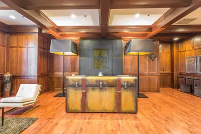 Photo 4 - The Delafield Hotel