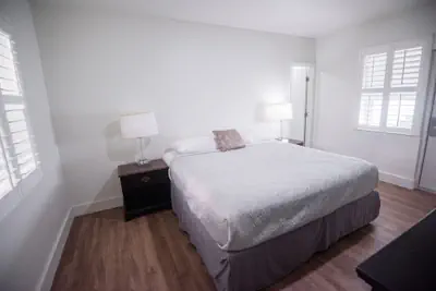 Photo 3 - The Drift Hotel