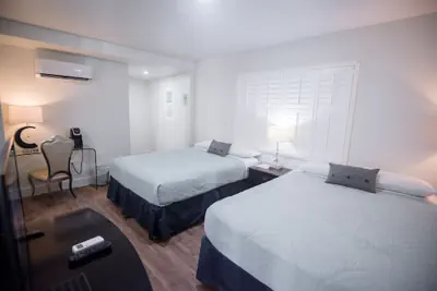 Photo 5 - The Drift Hotel