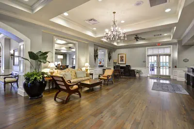 Photo 3 - Hampton Inn & Suites Savannah Historic District
