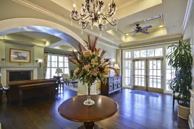 Photo 5 - Hampton Inn & Suites Savannah Historic District