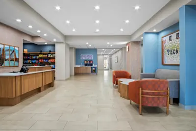 Photo 3 - Hampton Inn & Suites Waxahachie