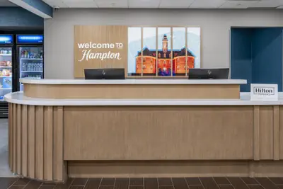 Photo 3 - Hampton Inn & Suites Williamsburg Historic District
