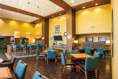 Photo 3 - Hampton Inn & Suites Chesapeake-Square Mall
