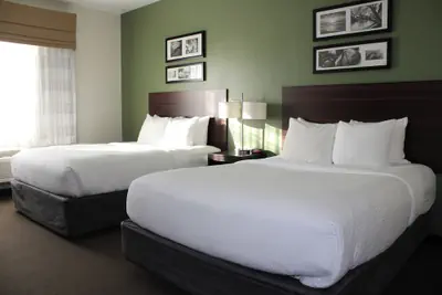 Photo 2 - Sleep Inn & Suites Conference Center Eau Claire North