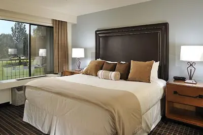 Photo 5 - The Lodge at Eagle Crest Resort