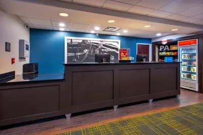 Photo 4 - Hampton Inn Clarion