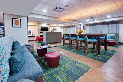 Photo 3 - Hampton Inn Clarion