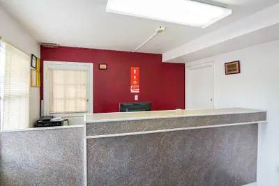 Photo 3 - Econo Lodge Woodstock - Shenandoah Valley I-81