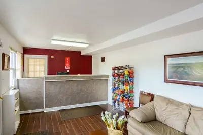 Photo 4 - Econo Lodge Woodstock - Shenandoah Valley I-81