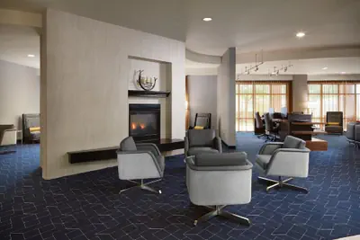 Photo 4 - Courtyard by Marriott Winchester
