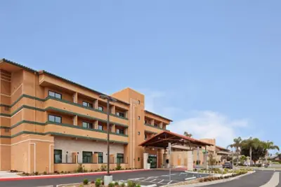 Photo 2 - Holiday Inn Express Hotel & Suites Ventura by IHG