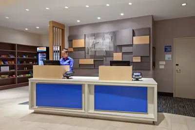 Photo 3 - Holiday Inn Express Hotel & Suites Ventura by IHG