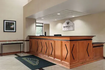 Photo 4 - Wingate by Wyndham Louisville East