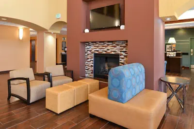 Photo 5 - Hampton Inn & Suites Albuquerque-Coors Road