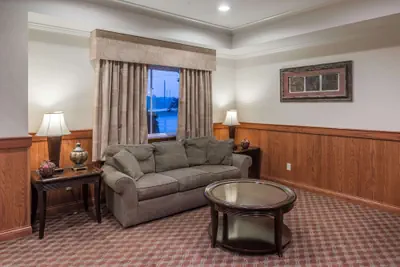Photo 2 - Super 8 by Wyndham St Robert Ft Leonard Wood Area