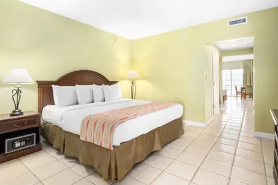 Photo 5 - Tidelands Caribbean Hotel and Suites