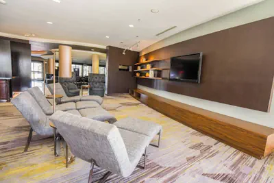 Photo 3 - Courtyard by Marriott Merced