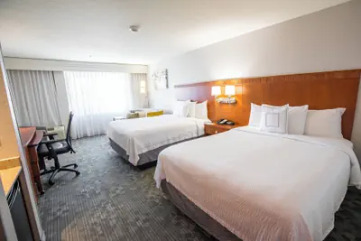 Photo 5 - Courtyard by Marriott Merced