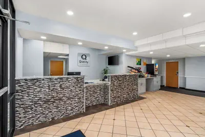 Photo 4 - Quality Inn & Suites Biloxi - Ocean Springs