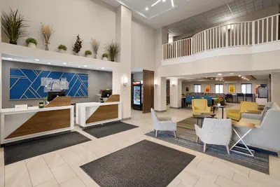 Photo 3 - Holiday Inn Express Syracuse Fairgrounds by IHG