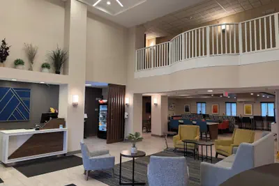 Photo 5 - Holiday Inn Express Syracuse Fairgrounds by IHG