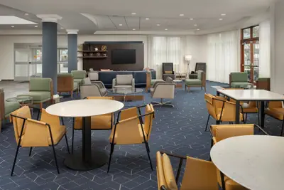 Photo 5 - Courtyard by Marriott Seattle Kirkland