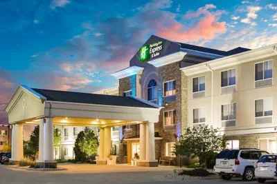 Photo 2 - Holiday Inn Express & Suites Bellevue by IHG