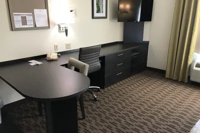 Photo 4 - Candlewood Suites Fort Wayne by IHG