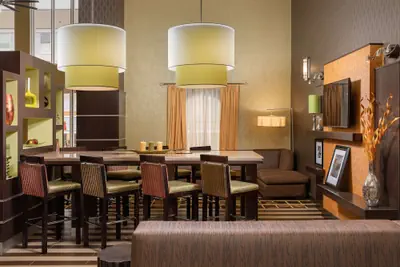 Photo 4 - Hampton Inn & Suites Lake City