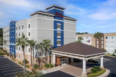Photo 2 - Hampton Inn & Suites Lake City