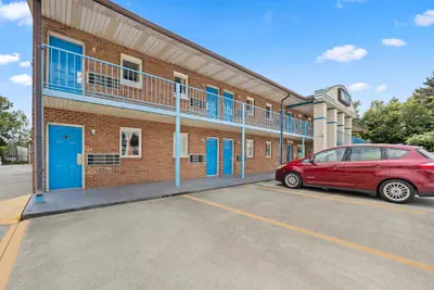 Photo 2 - Americas Best Value Inn Roxboro