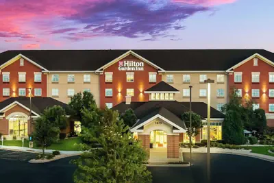 Photo 2 - Hilton Garden Inn Rockford